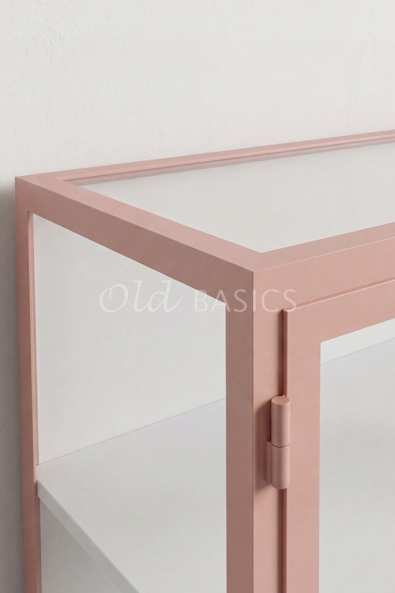 Detail van Apothekerskast Vitrine Powder Peach, 2 deuren, roze, materiaal staal